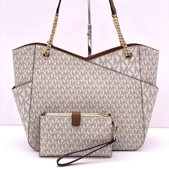 Michael Kors Large X Chain
Shoulder Tote Bag & Double Wallet
Vanilla/Brown - Picture 2 of 16